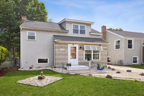 4409 Center Avenue Lyons IL 60534