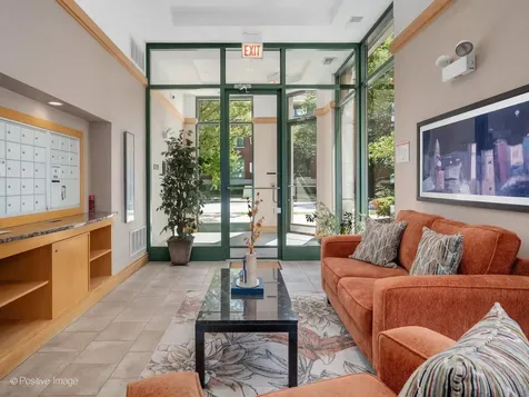 125 North Euclid Avenue Oak Park IL 60301