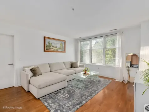 125 North Euclid Avenue Oak Park IL 60301