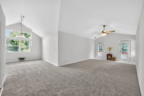 105 Ione Drive South Elgin IL 60177