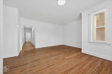 2154 West Arthur Avenue Chicago IL 60645