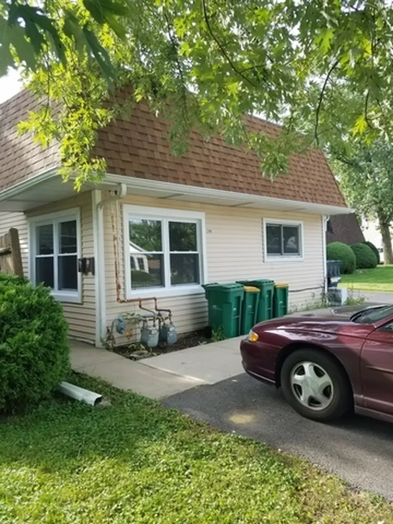 206 South Jefferson Street Lockport IL 60441