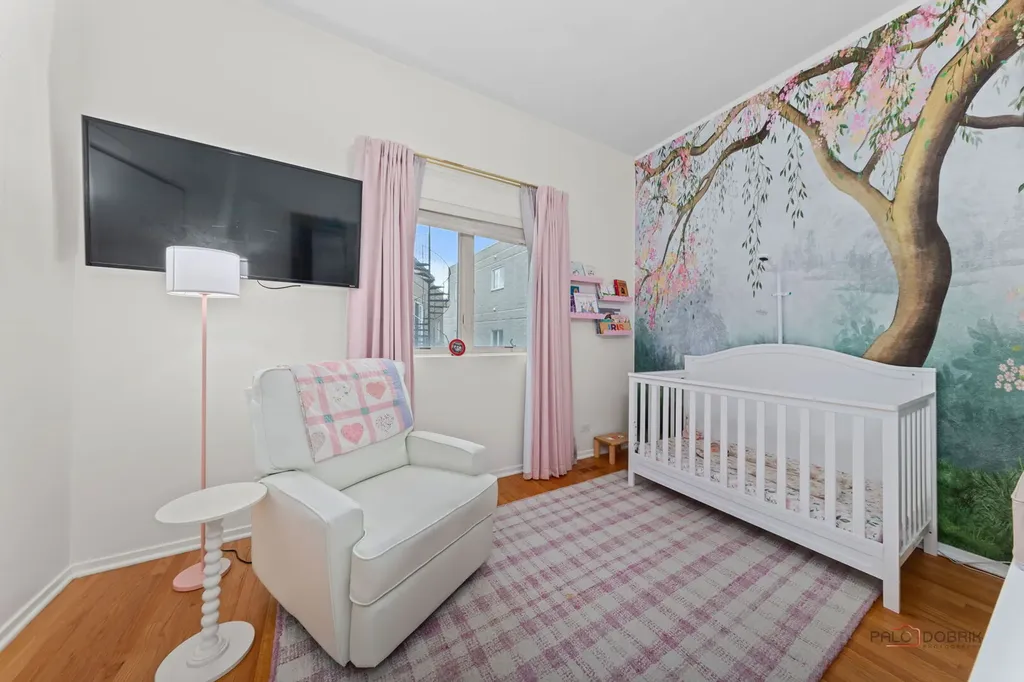1157 West Newport Avenue Chicago IL 60657