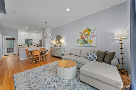 1157 West Newport Avenue Chicago IL 60657