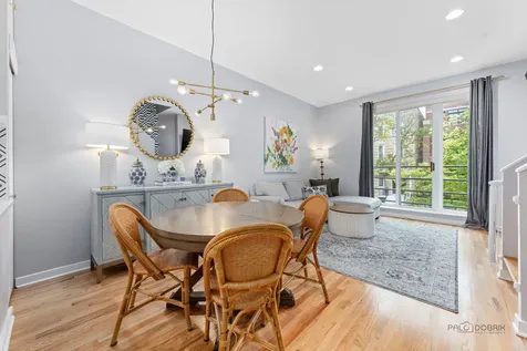 1157 West Newport Avenue Chicago IL 60657