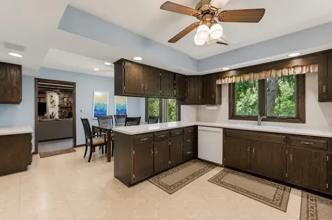 150 Shady Lane Bartlett IL 60103
