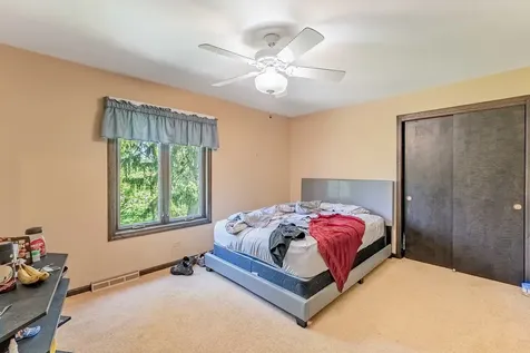 150 Shady Lane Bartlett IL 60103