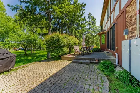 150 Shady Lane Bartlett IL 60103