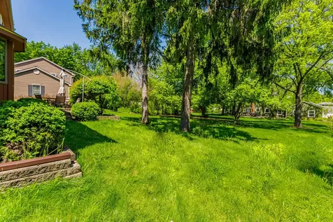 150 Shady Lane Bartlett IL 60103