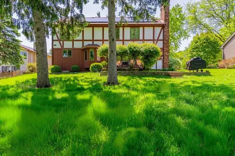 150 Shady Lane Bartlett IL 60103