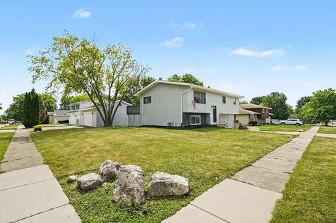 651 Michigan Avenue South Elgin IL 60177