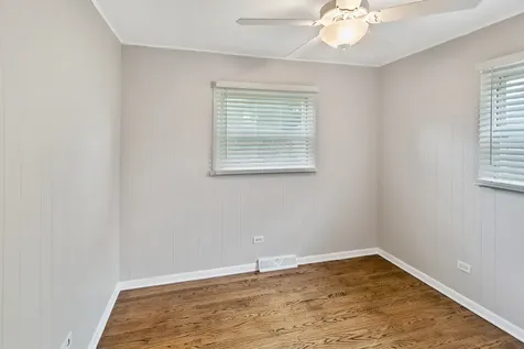 1930 Arthur Drive Waukegan IL 60087