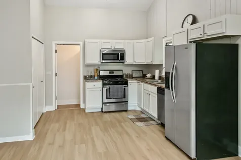 1930 Arthur Drive Waukegan IL 60087