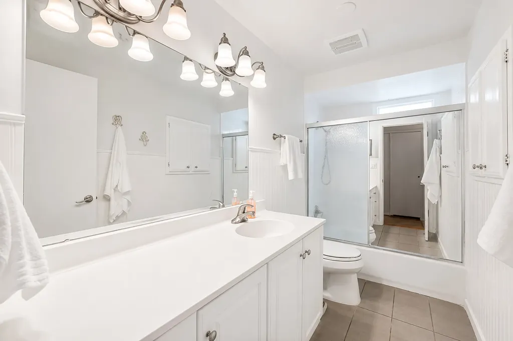 83 North Park Boulevard Glen Ellyn IL 60137