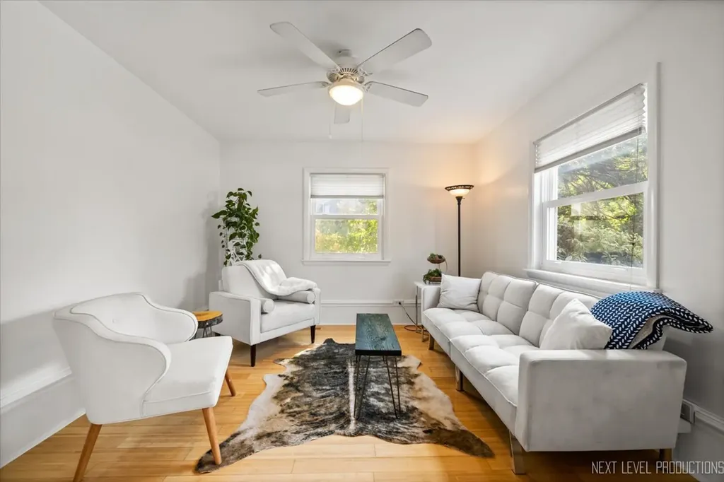 83 North Park Boulevard Glen Ellyn IL 60137