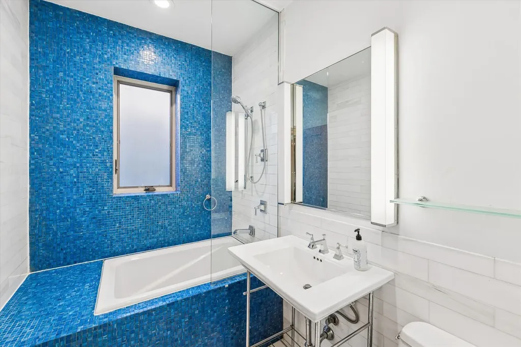 10637 South Oakley Avenue Chicago IL 60643