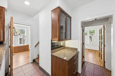 10637 South Oakley Avenue Chicago IL 60643
