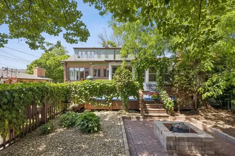 10637 South Oakley Avenue Chicago IL 60643