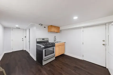 844 North Laramie Avenue Chicago IL 60651