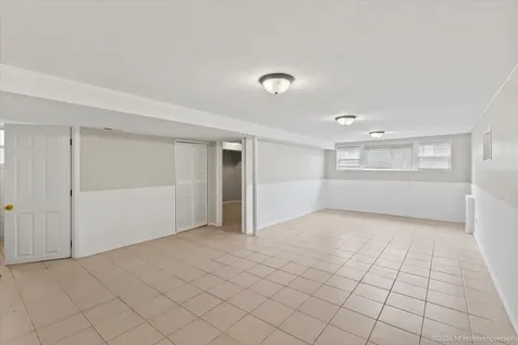 7320 West 58th Street Summit IL 60501