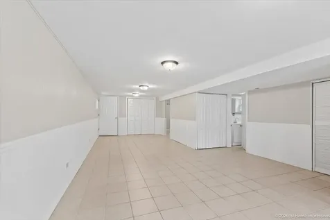 7320 West 58th Street Summit IL 60501