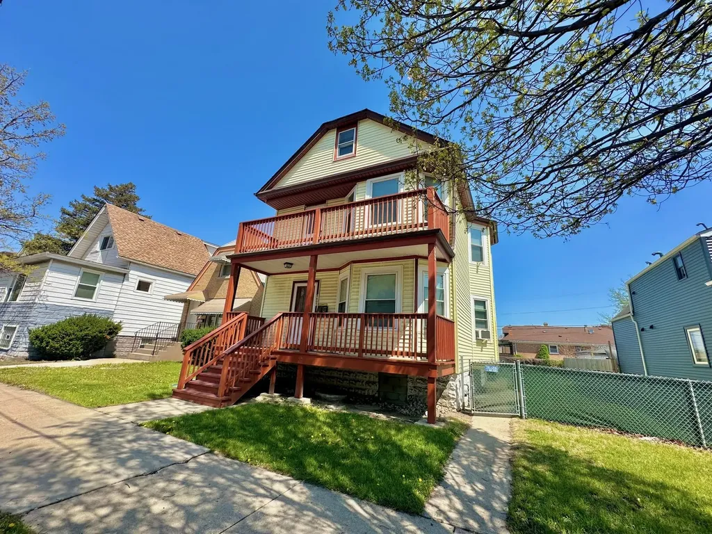 3807 North Narragansett Avenue Chicago IL 60634