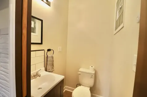 3807 North Narragansett Avenue Chicago IL 60634