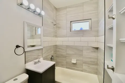 3807 North Narragansett Avenue Chicago IL 60634