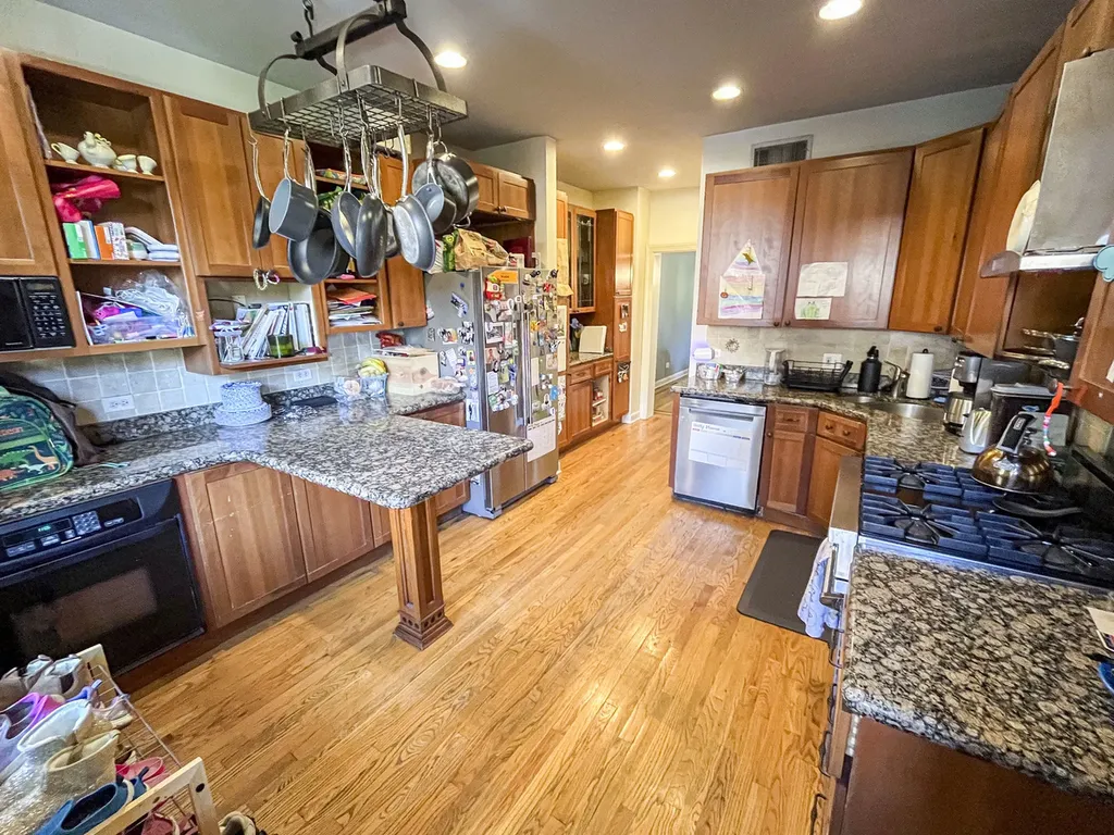 552 West Arlington Place Chicago IL 60614