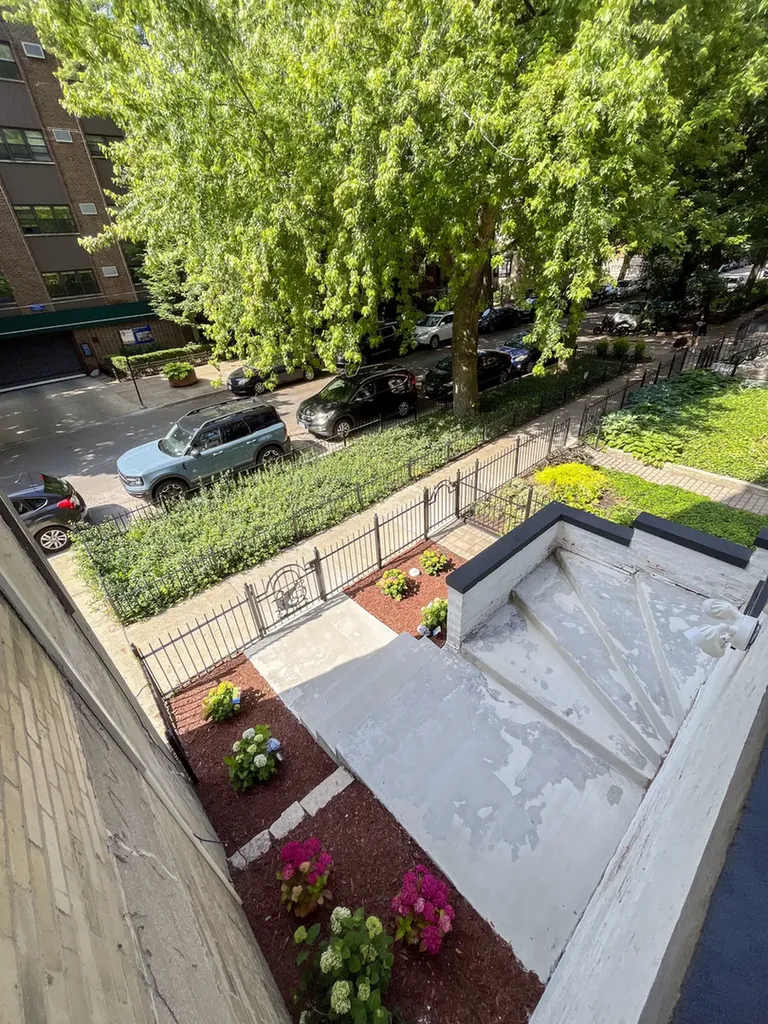 552 West Arlington Place Chicago IL 60614