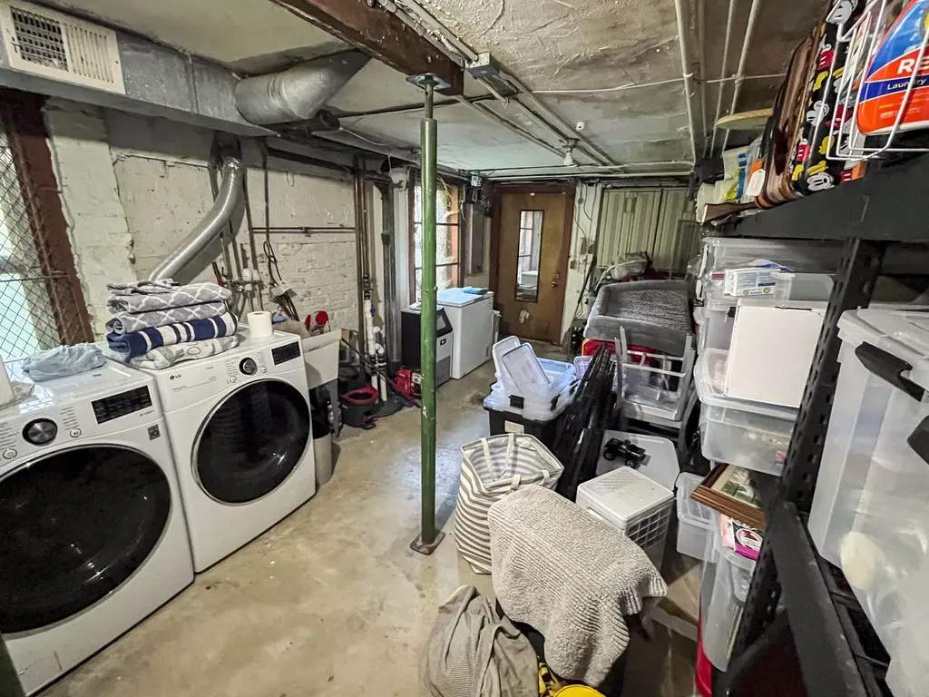 552 West Arlington Place Chicago IL 60614