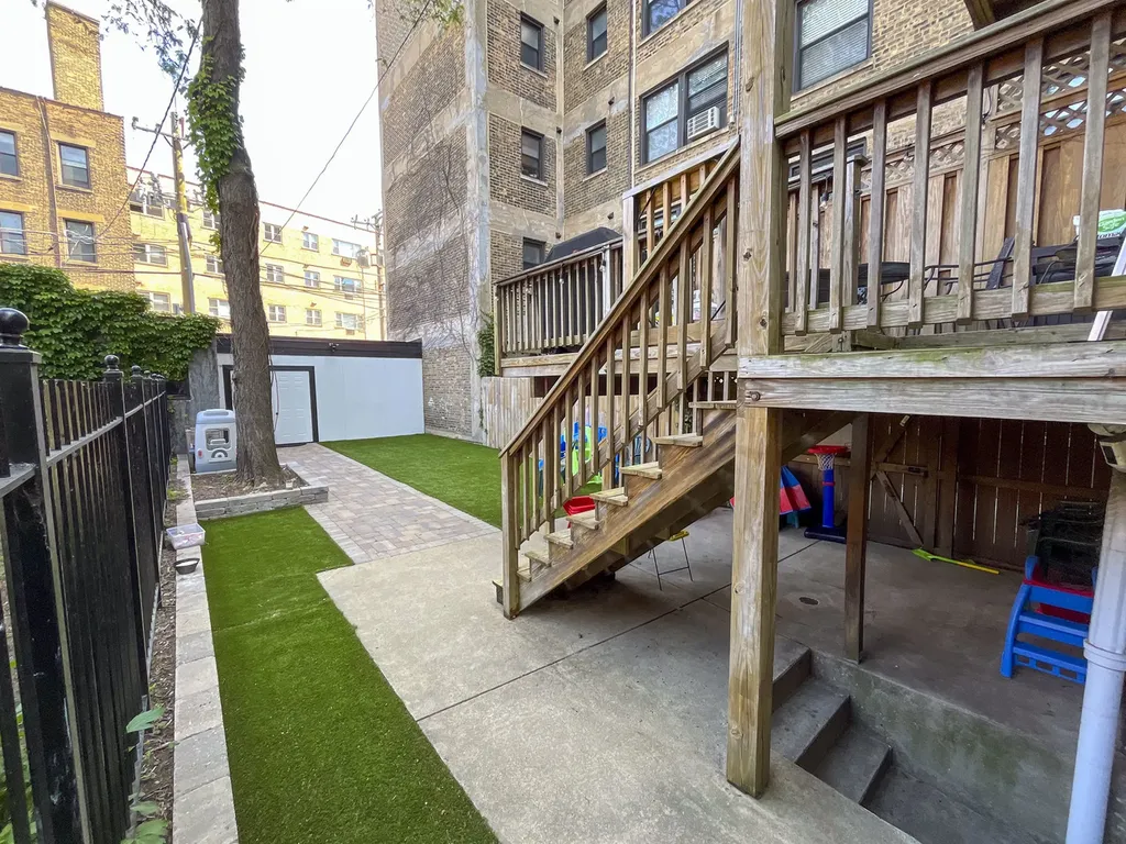 552 West Arlington Place Chicago IL 60614