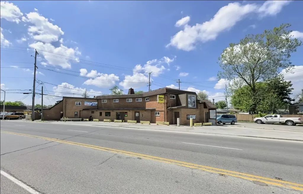 4300 Amelia Avenue Lyons IL 60534