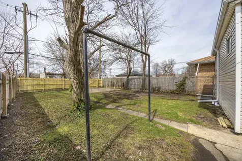 12106 South Emerald Avenue Chicago IL 60628