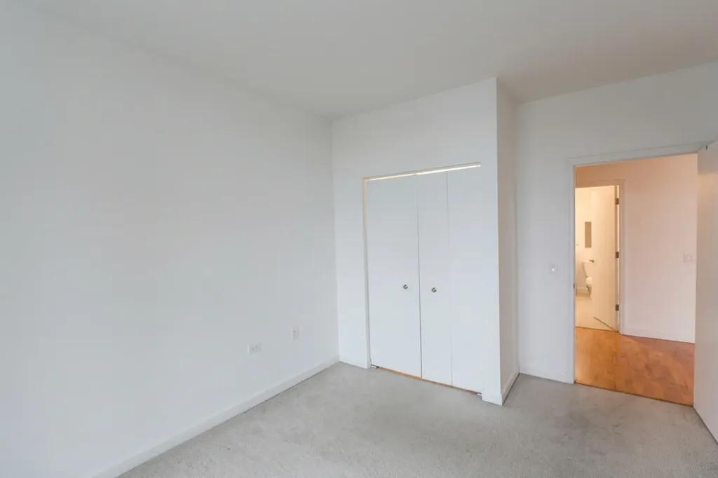 100 East 14th Street Chicago IL 60605