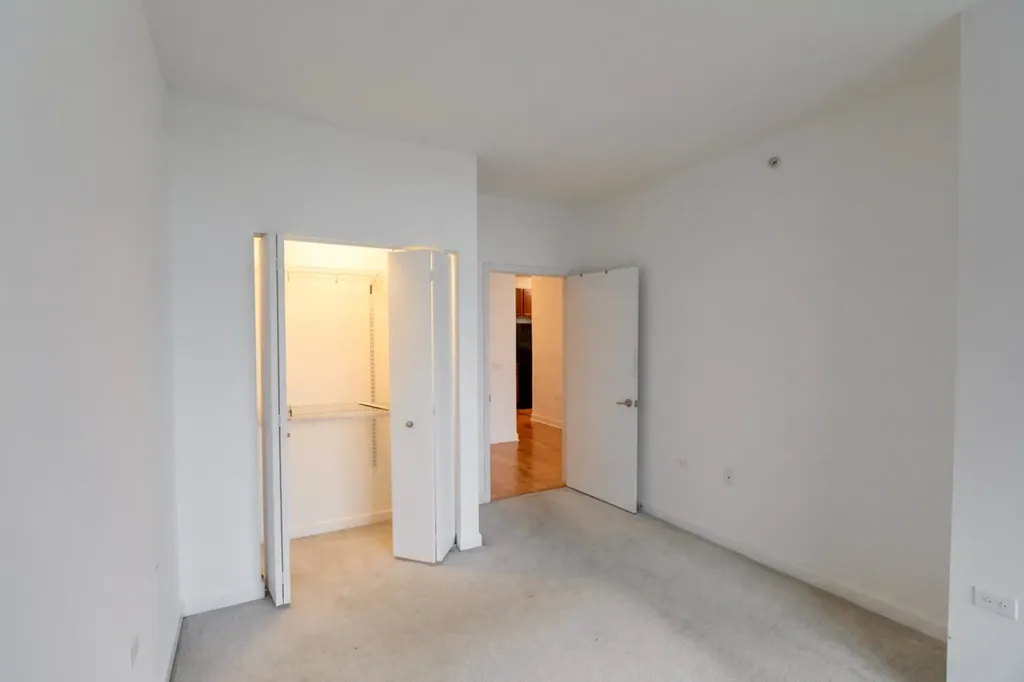 100 East 14th Street Chicago IL 60605