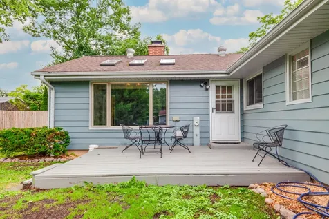 2508 Highland Drive Lindenhurst IL 60046