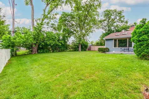 2508 Highland Drive Lindenhurst IL 60046