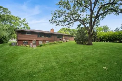 1225 Oakdale Drive Elgin IL 60123