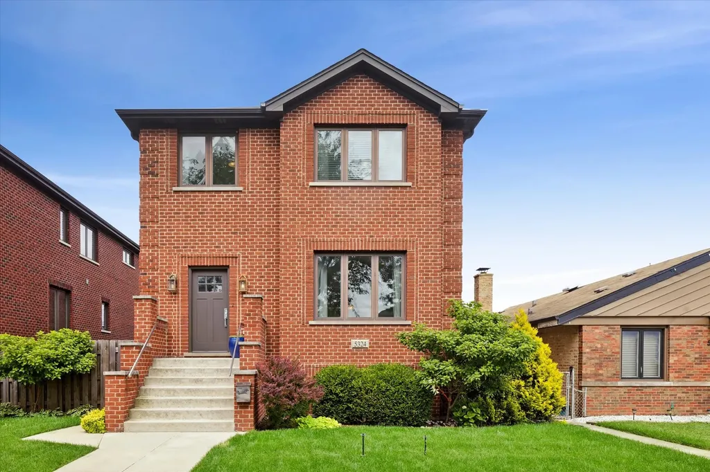 5324 South Neva Avenue Chicago IL 60638