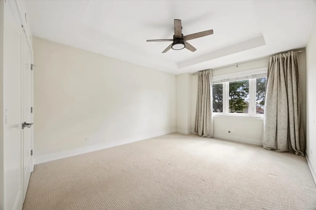 5324 South Neva Avenue Chicago IL 60638
