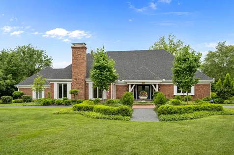 150 North Suffolk Lane Lake Forest IL 60045