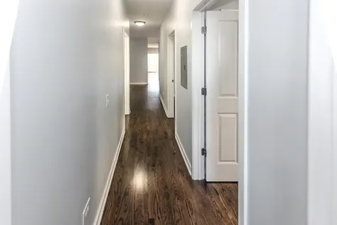 1153 West Washburne Avenue Chicago IL 60608