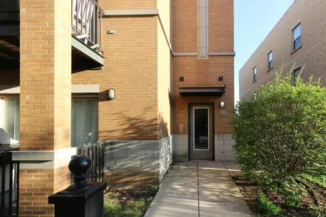 1153 West Washburne Avenue Chicago IL 60608
