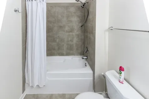 1153 West Washburne Avenue Chicago IL 60608