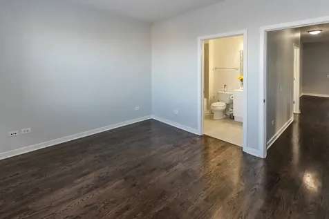 1153 West Washburne Avenue Chicago IL 60608