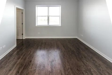 1153 West Washburne Avenue Chicago IL 60608