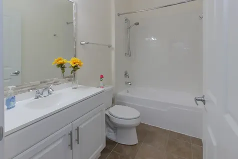 1153 West Washburne Avenue Chicago IL 60608