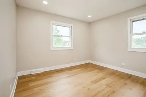 1401 Volkamer Trail Elk Grove Village IL 60007