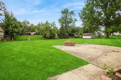 1401 Volkamer Trail Elk Grove Village IL 60007
